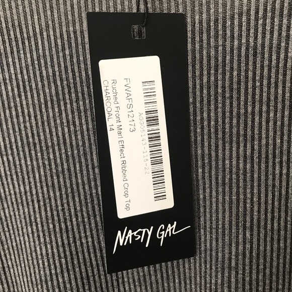 NWT NastyGal Ruched Crop Top in Gray - Picture 8 of 9